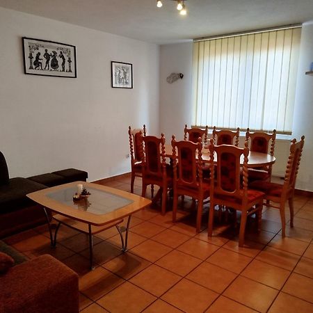 Guest House Kovalik Sucha Hora ภายนอก รูปภาพ