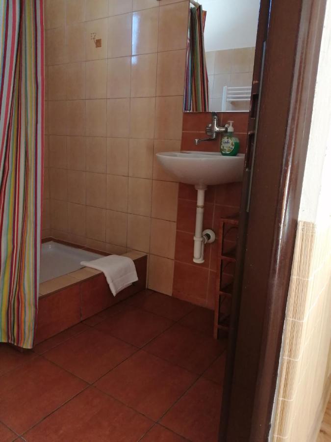 Guest House Kovalik Sucha Hora ภายนอก รูปภาพ