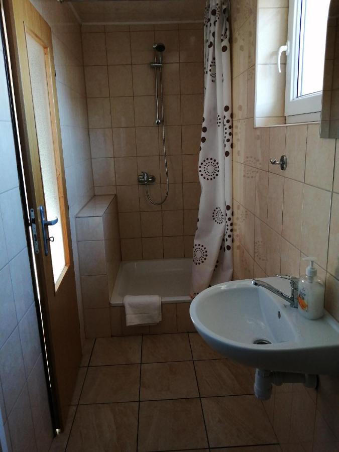 Guest House Kovalik Sucha Hora ภายนอก รูปภาพ