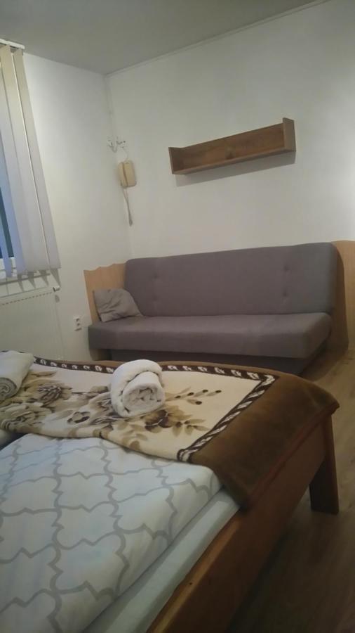 Guest House Kovalik Sucha Hora ภายนอก รูปภาพ