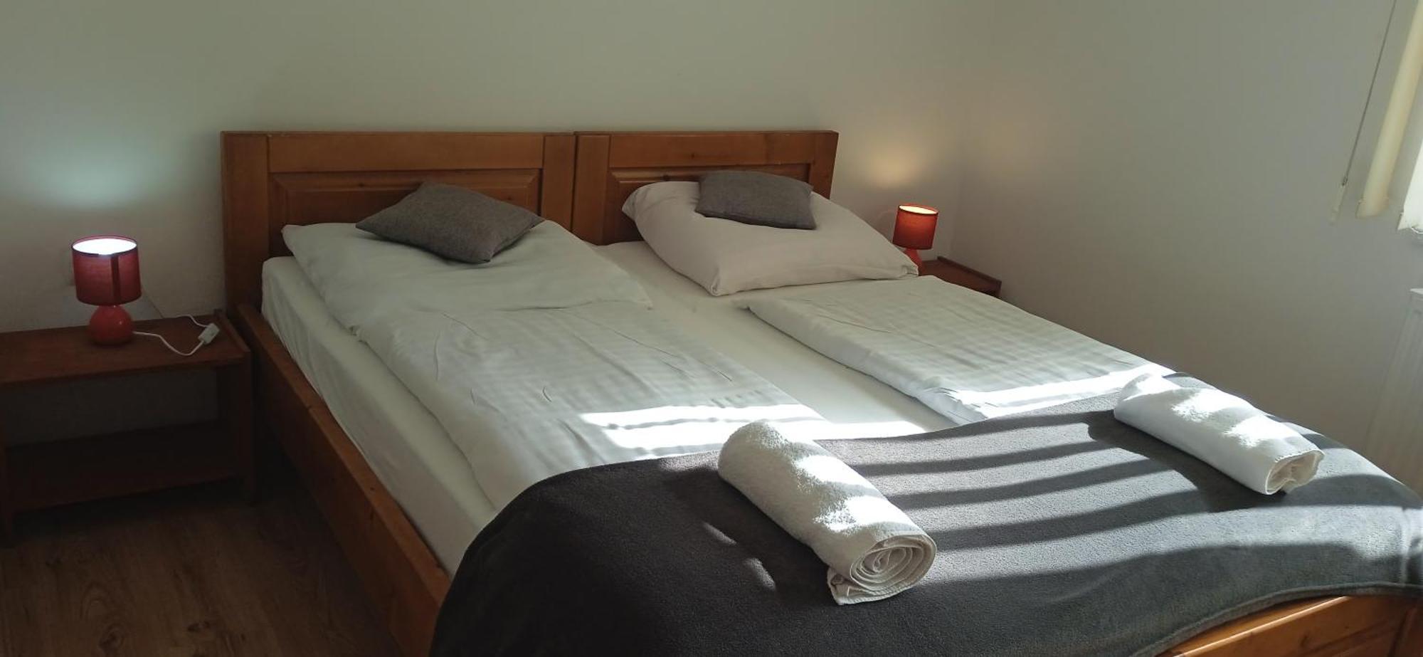 Guest House Kovalik Sucha Hora ภายนอก รูปภาพ